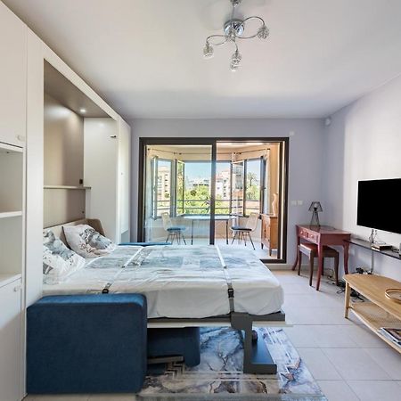 Beau Studio Veranda A Deux Pas De La Mer - Parking Inclus Juan-les-Pins Exterior foto