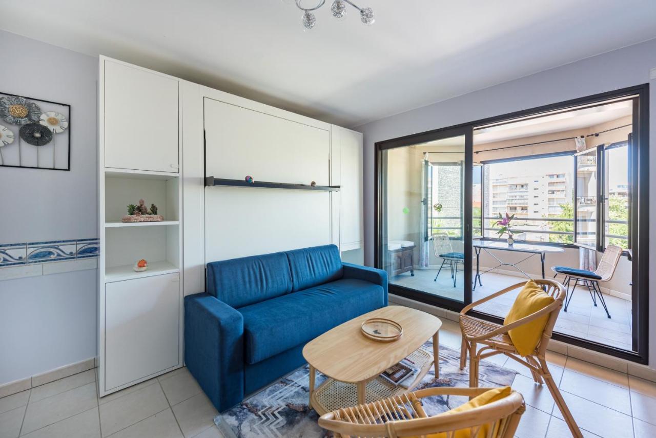 Beau Studio Veranda A Deux Pas De La Mer - Parking Inclus Juan-les-Pins Exterior foto